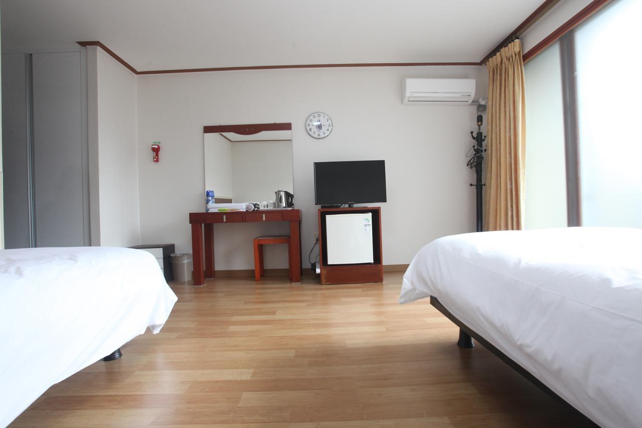 Jeju Youth Hostel Zewnętrze zdjęcie