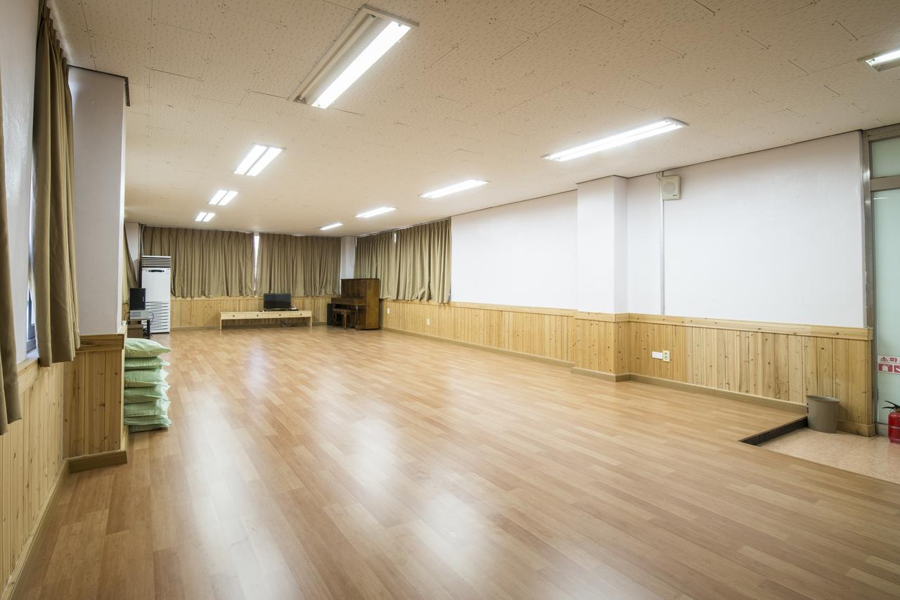 Jeju Youth Hostel Zewnętrze zdjęcie